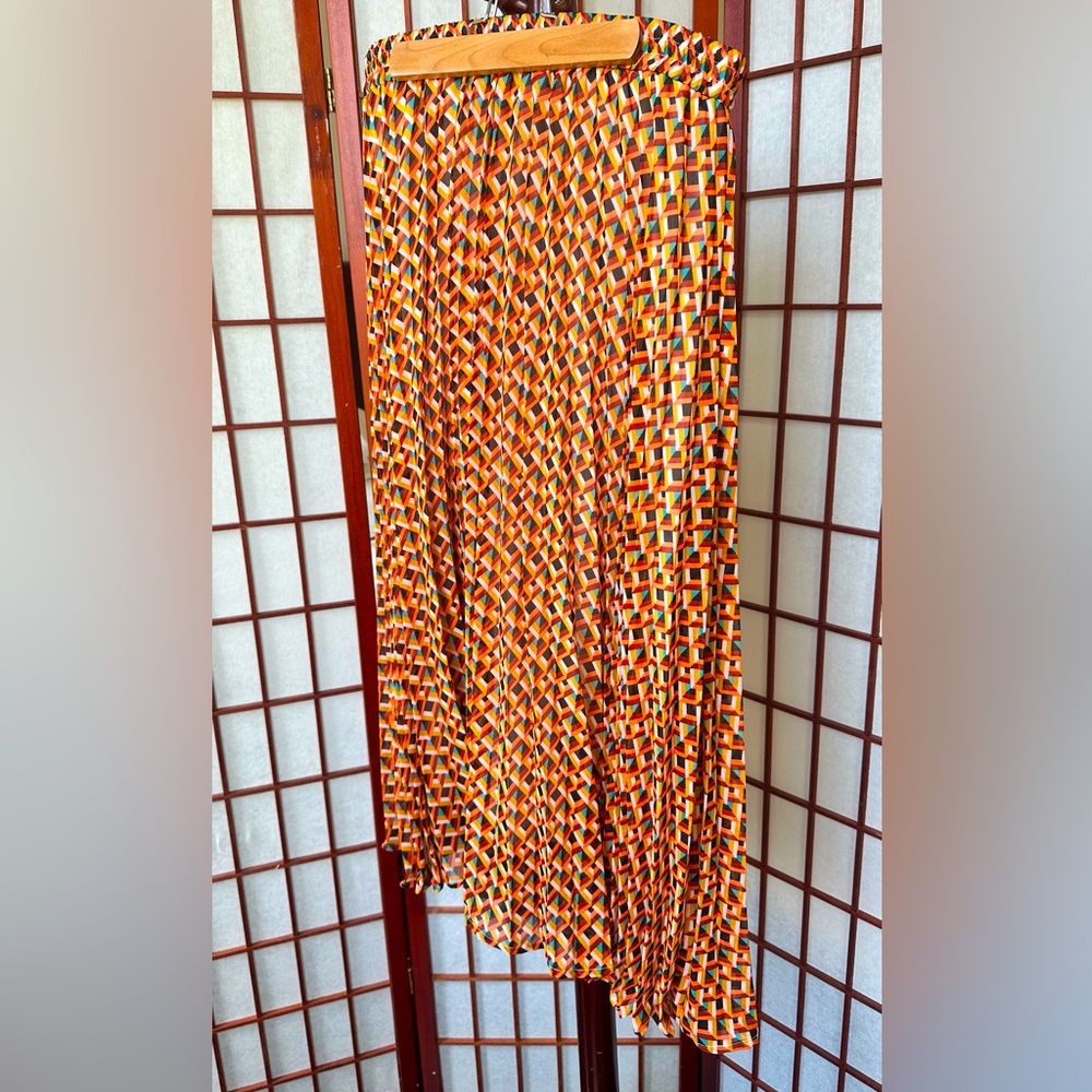 Pleated skirt